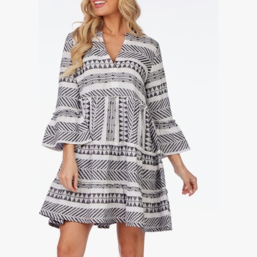 Mi Ami White Blue 100% Cotton Textured 3/4 Sleeve Tiered Mini Dress